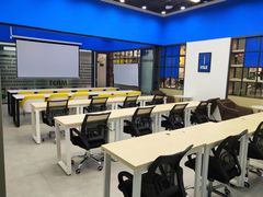 -烈士陵园(地铁站)