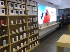 -华为授权体验店(万航渡路)