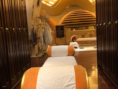 -碧中海汤泉汗蒸酒店