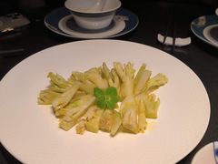 -凤凰湘语·平价海鲜餐厅(浦东旗舰店)