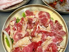 -围炉肉舍•炭烤活鳗•丹东海鲜烤肉(步行街店)