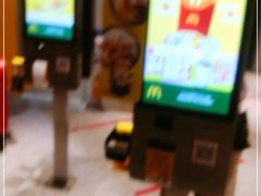 -麦当劳(中山公园龙之梦店)