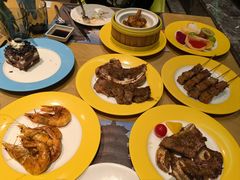 -荣誉国际酒店-云顶旋转餐厅