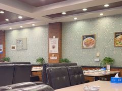 -小锅饭豆腐馆(重工北街普罗旺斯店)