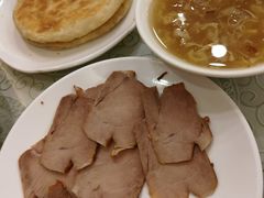 -李连贵熏肉大饼(沈阳站店)