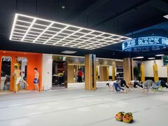 -享受健身·美体塑形馆