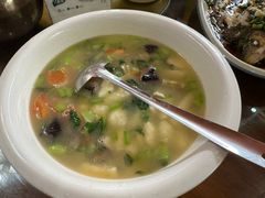 -芦茨金富饭庄·25年老字号·专做稻草鸡