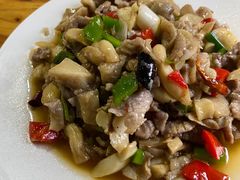 -巍山𤆵肉饵丝