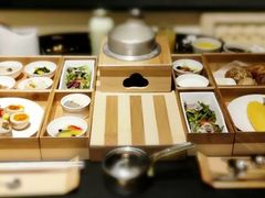 -乐领拈花溪·林涧食韵