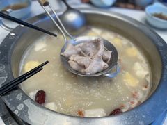 -马家斑.鲜鱼火锅(松湖万科店)