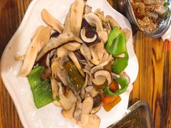 -小锅巴纳西餐厅