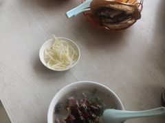 -洪峰浩老北京烧饼夹肉(角门路店)