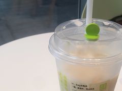 -奈雪的茶(优特汇店)