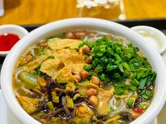 -水平有限螺蛳粉(宏达大厦店)