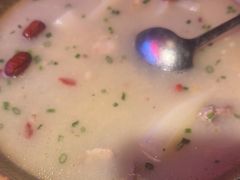 -霄汉牛三鲜湖北砂锅菜(万松园2店)