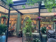 -玛格萝妮比萨屋(四平店)