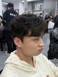 -藤野造型烫染·漂发