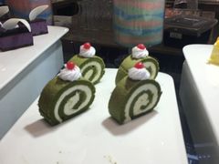 -南湖名都·景湖轩全日制餐厅·海鲜自助·东南亚风味·临湖而食