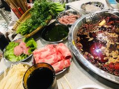 -老成都市井火锅阿泥頭火锅公司(海宁长安佳源中心广场店)