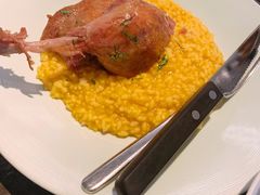 -港丽餐厅(高德置地店)