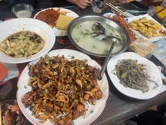 -雪湖煜辰鱼头老店(雪野湖店)