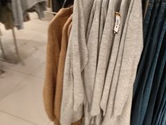-H&M(华润万象城店)