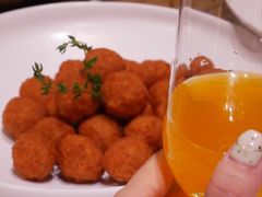 干炸小丸子-四季民福烤鸭店(王府井灯市口店)