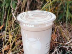 香草丝绒拿铁-瑞幸咖啡(凤凰海负一楼美食街店)