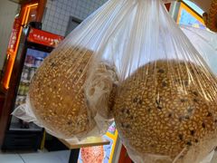 -白玉兰食品甜凤店(合生汇店)