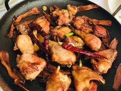 铁锅生焗鸡-中发源·清真餐厅(南油店)