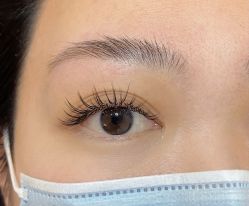 -花岐款式专研健康美甲沙龙