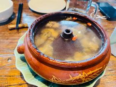 松茸汽锅鸡-中8楼风尚云南菜(颐堤港店)