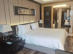 -兰州皇冠假日酒店