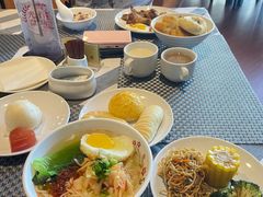 -茂名熹龙国际大酒店(人民广场高铁站店)