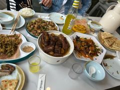 -何适山庄(水长城P2停车场店)