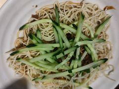 -肥肥虾庄·金牌油焖大虾(沙湖店)
