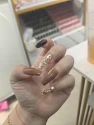 -尤米一站式美甲美睫