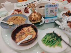 -五谷芳乳鸽王(海景店)