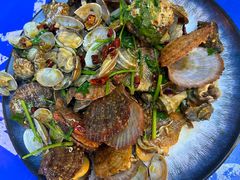 -一口猪海鲜浑锅·东北家常菜