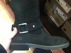 -UGG(燕莎奥特莱斯购物中心店)