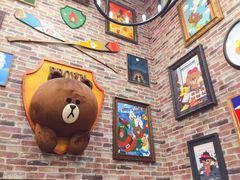 -LINE FRIENDS Garosu-gil Flagship Store