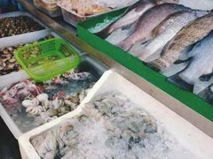 -拉威海鲜市场