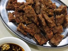 牛肉饼-美兰春记食店·龙舌坡红烧牛肉