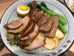 狮头鹅肉拼猪手饭-狮头牌卤味研究所·卤味饭(花城汇南区店)