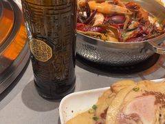 -黑金·寻焰自助百汇·烤肉·火锅(中街店)