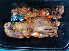 烤羊腱子-巴依老爷新疆美食(清华东门店)