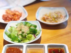 -唯成•韩国炭火烤肉 유성고기