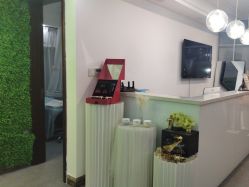 -YooMee优美智能科技美肤机构