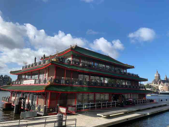 海上皇宫-"第一次来阿姆就看到的建筑,后开才晓得是家.