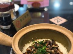 金牌黄鳝饭-红星光发煲仔饭(文海店)